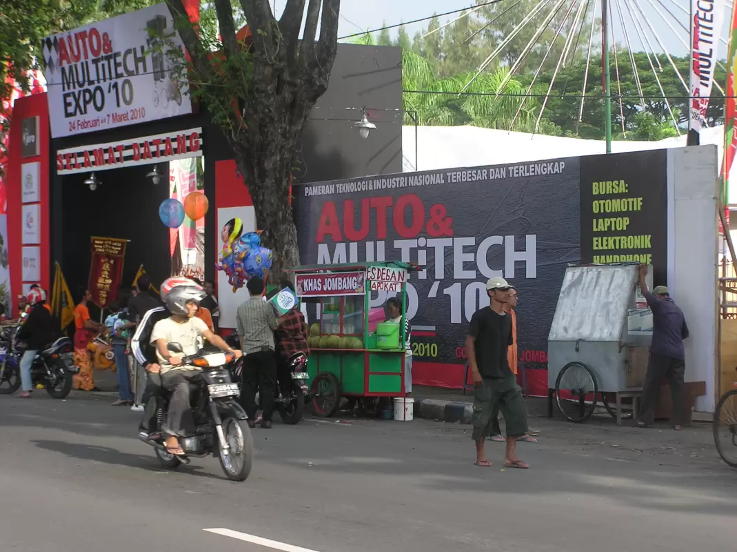 SPESIAL BOOTH ADVAN - Project Gallery Image