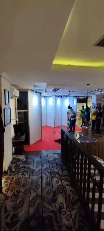 PANEL PARTISI SALLIE CAFE MALIOBORO - Project Gallery Image