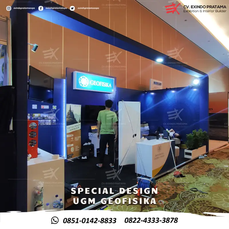 BOOTH UGM GEOFISIKA - Project Gallery Image