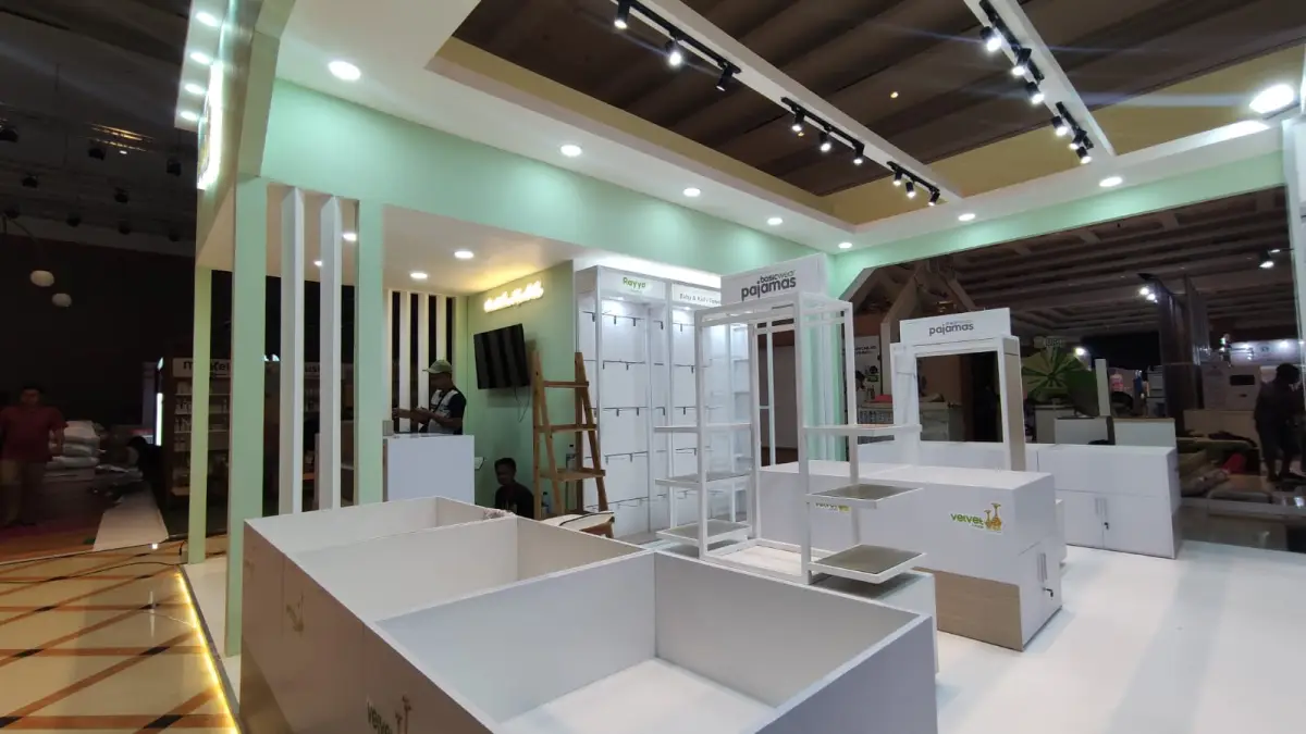 BOOTH VELVET JUNIOR SUDIRMAN BANDUNG - Project Gallery Image