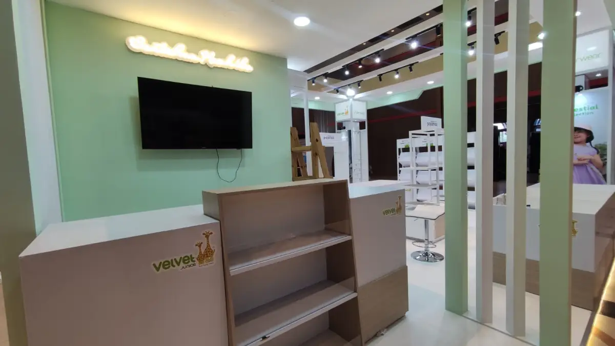 BOOTH VELVET JUNIOR SUDIRMAN BANDUNG - Project Gallery Image