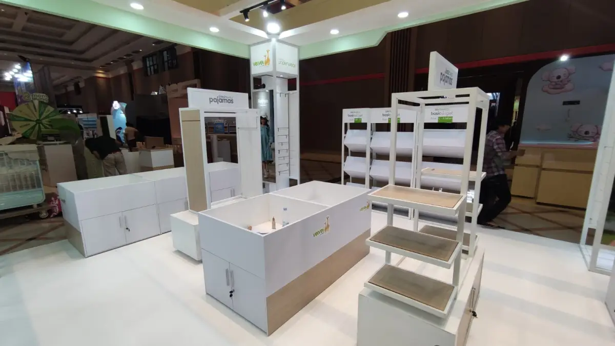 BOOTH VELVET JUNIOR SUDIRMAN BANDUNG - Project Gallery Image