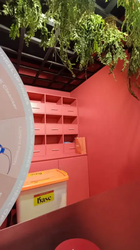 BOOTH BASE - Project Gallery Image