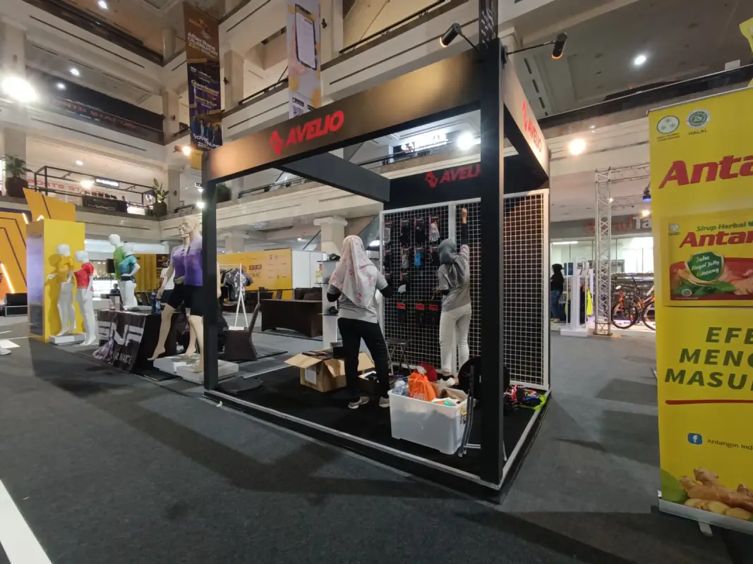 BOOTH AVELIO - Project Gallery Image