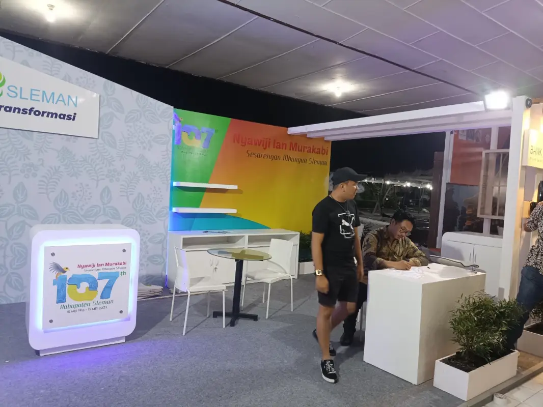 BOOTH BANK SLEMAN - Project Gallery Image