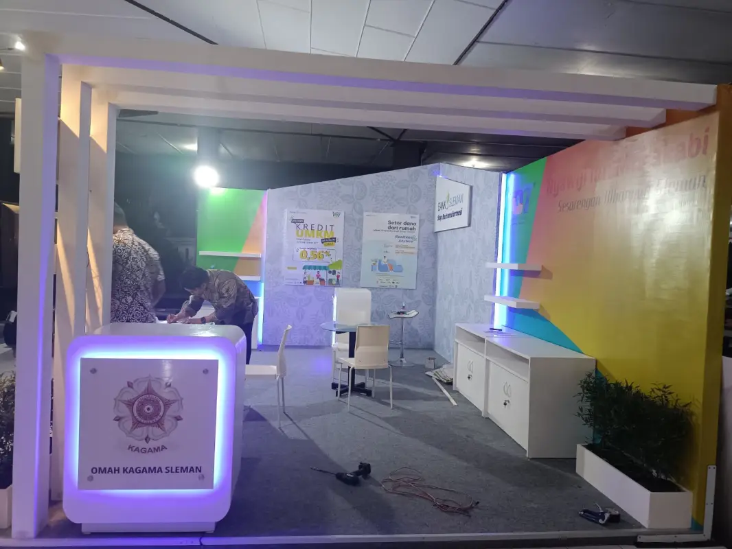 BOOTH BANK SLEMAN - Project Gallery Image