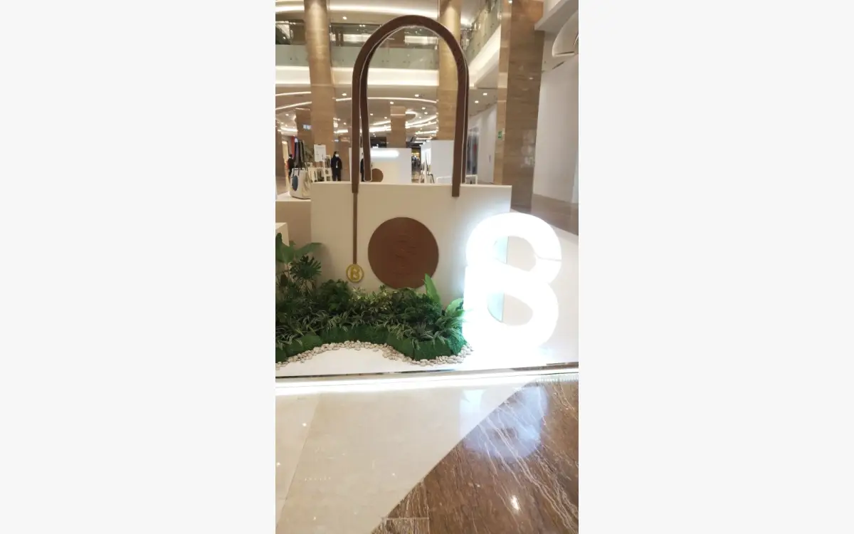 BOOTH BUTTONSCRAVES - Project Gallery Image