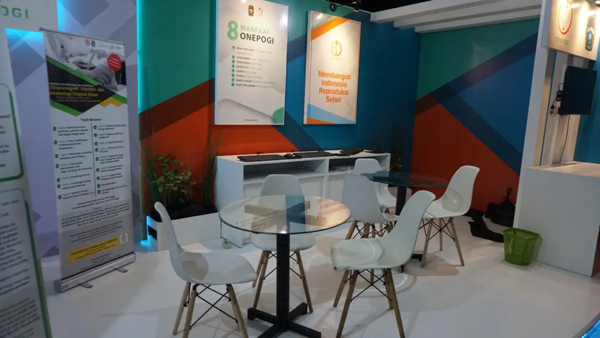 BOOTH GERONIMO - Project Gallery Image