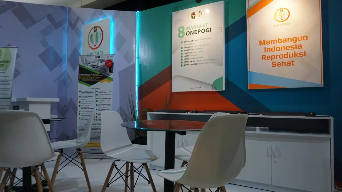 BOOTH GERONIMO - Project Gallery Image