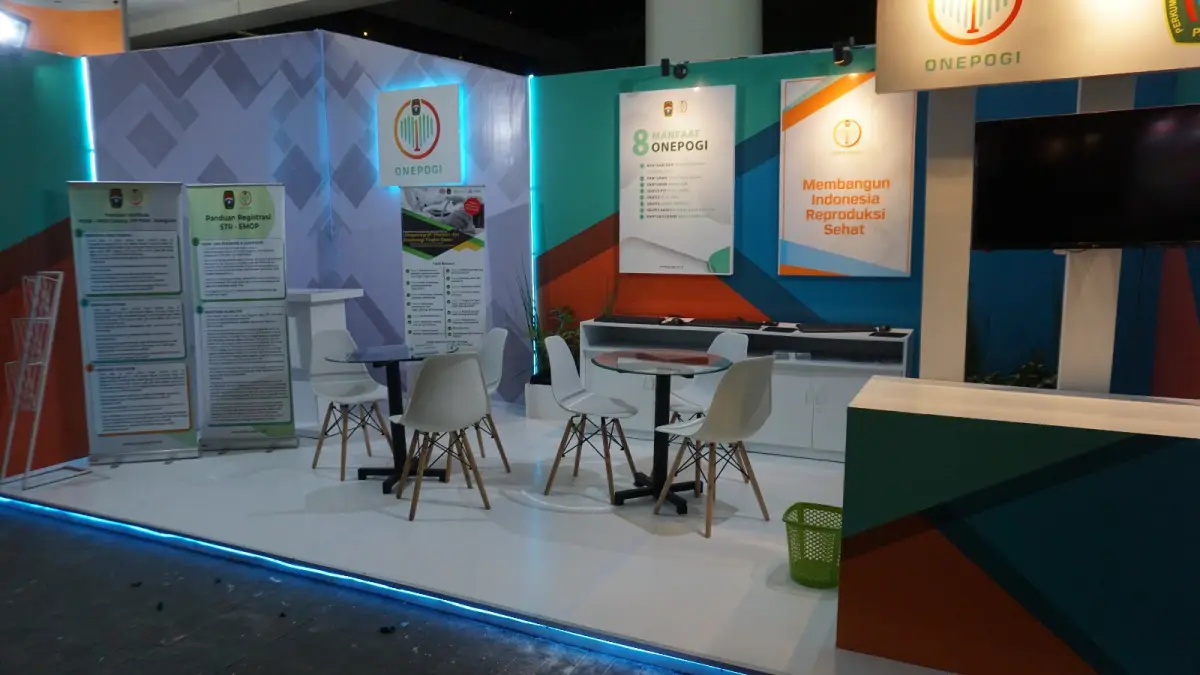 BOOTH GERONIMO - Project Gallery Image