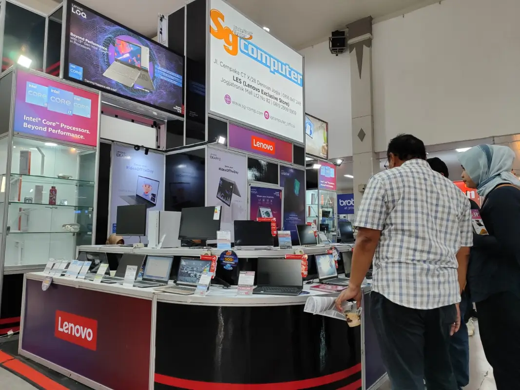 BOOTH SG COMPUTER - Project Gallery Image