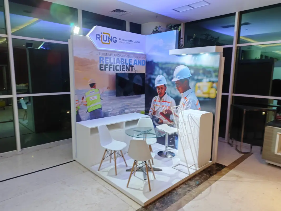 BOOTH RIUNG - Project Gallery Image