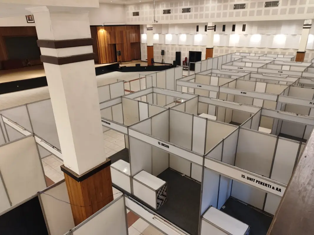 STAND STANDARS UNY (2) - Project Gallery Image