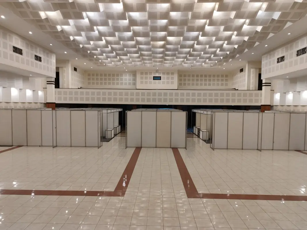 STAND STANDARS UNY (2) - Project Gallery Image