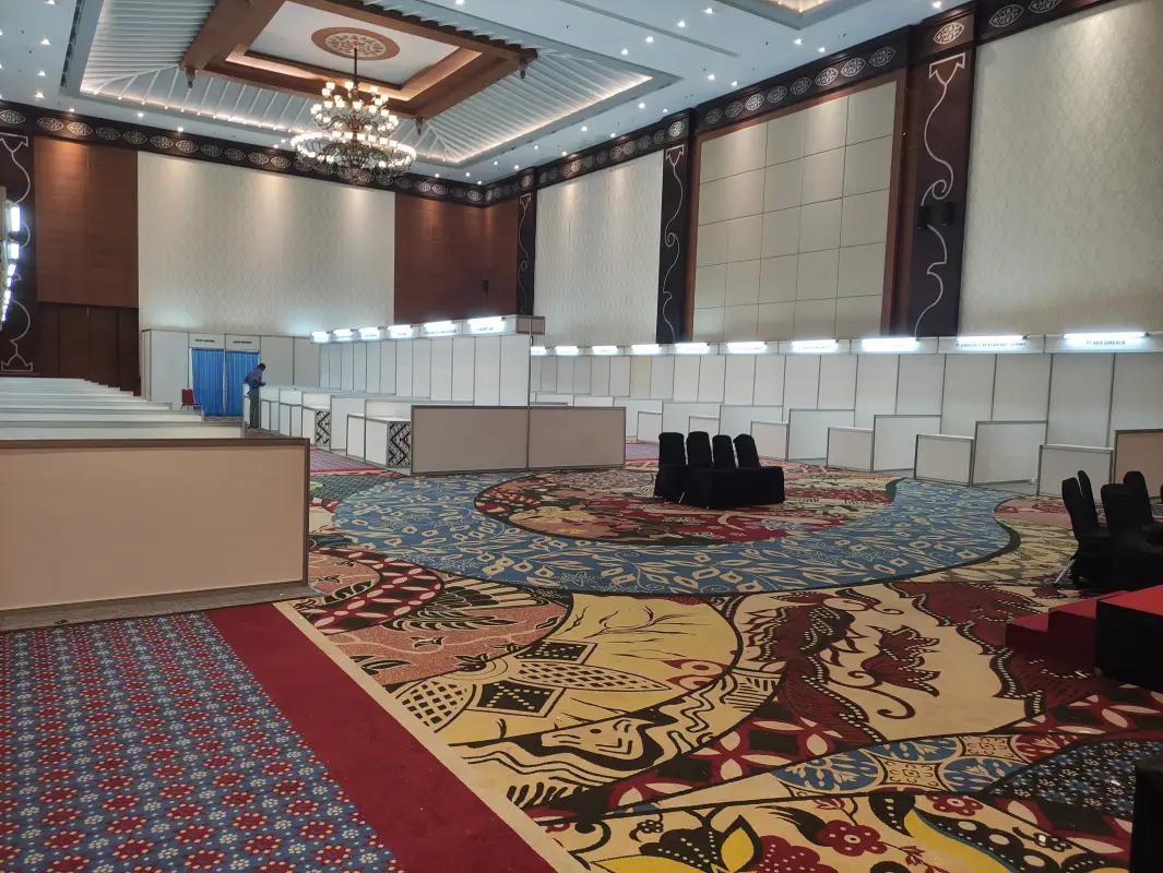 STAND AMIKOM HOTEL SAHID - Project Gallery Image