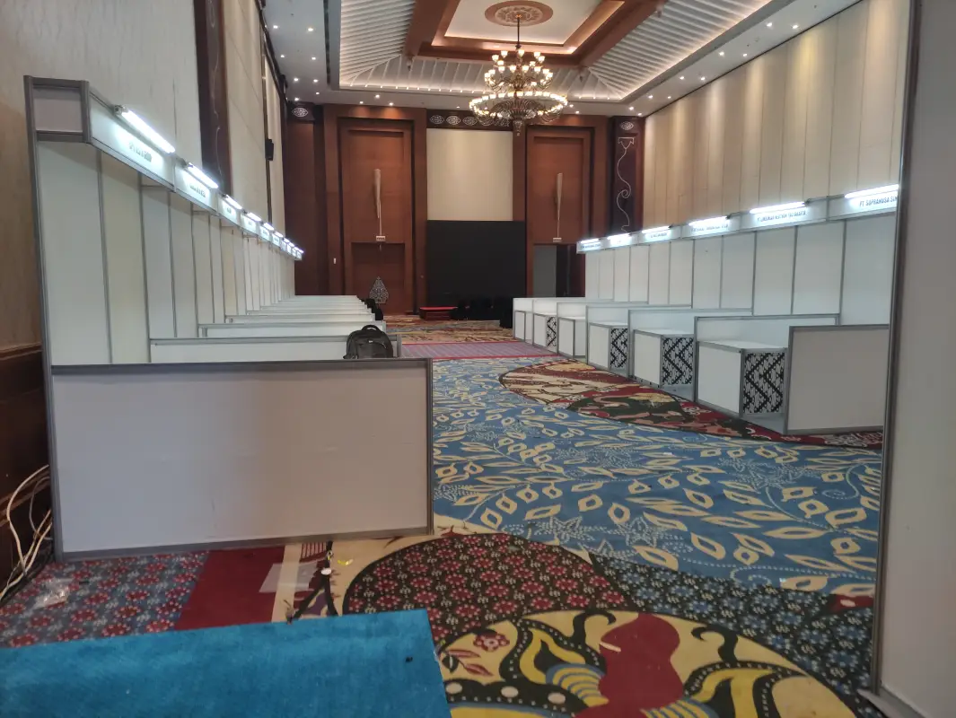 STAND AMIKOM HOTEL SAHID - Project Gallery Image