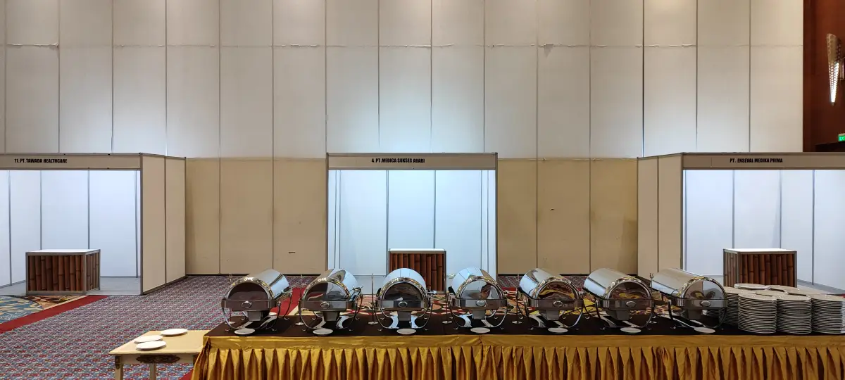 BOOTH PERHIMPUNAN RADIOGRAFER HOTEL SAHID - Project Gallery Image