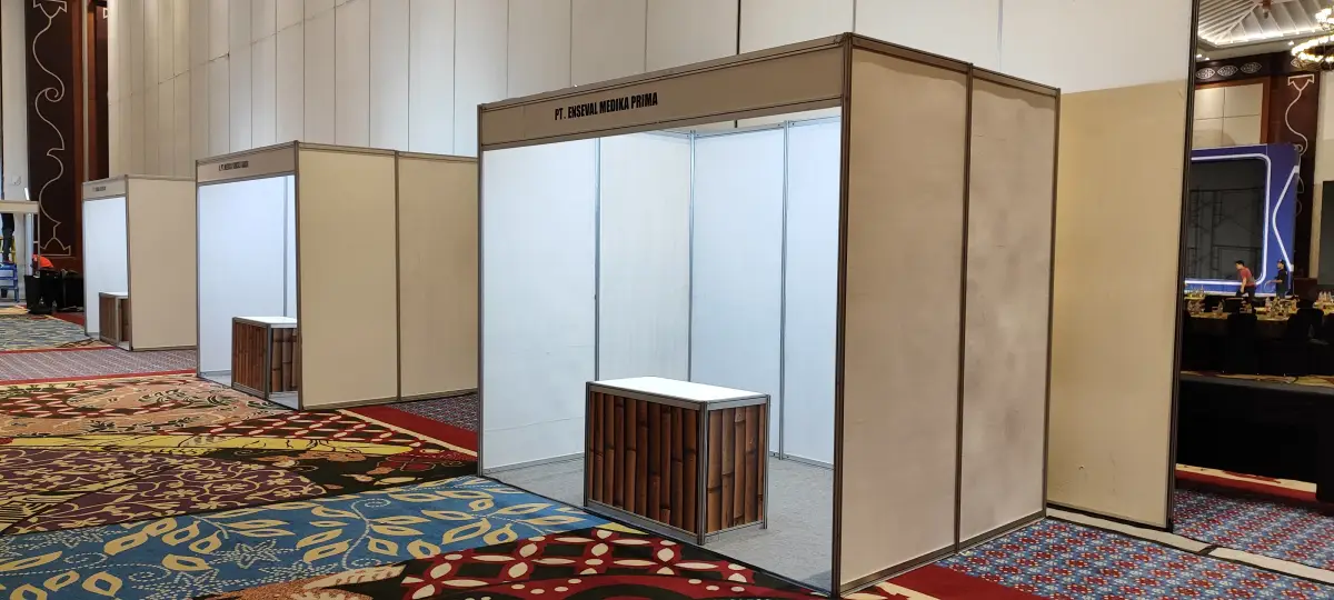 BOOTH PERHIMPUNAN RADIOGRAFER HOTEL SAHID - Project Gallery Image