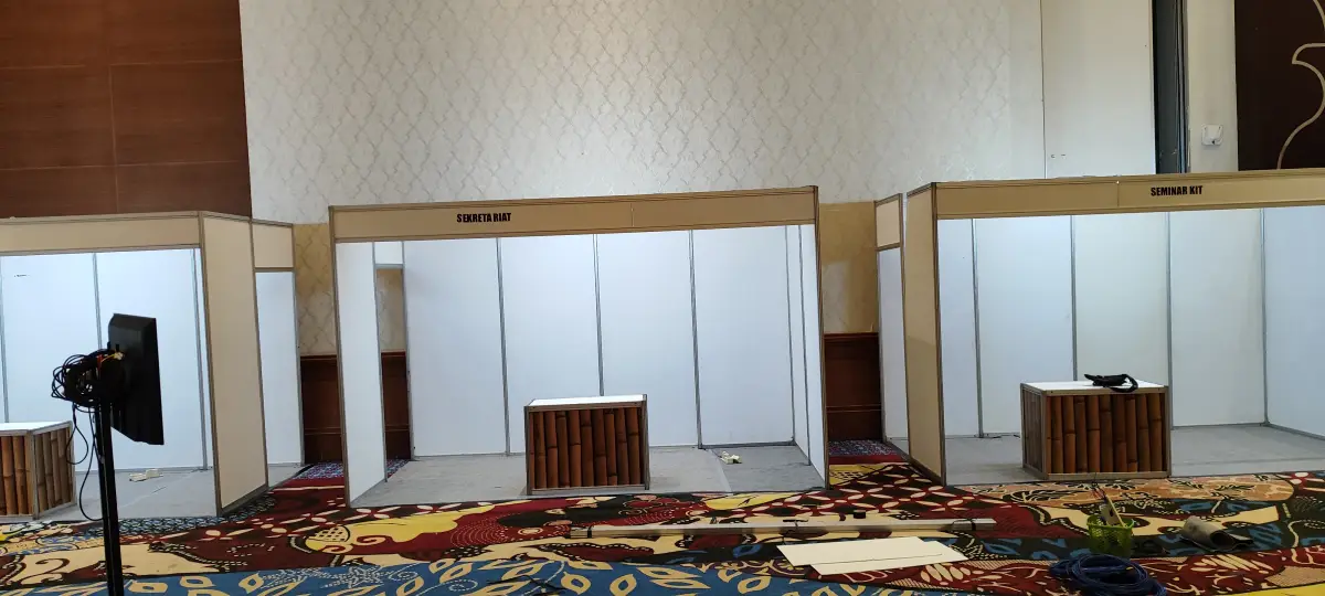 BOOTH PERHIMPUNAN RADIOGRAFER HOTEL SAHID - Project Gallery Image