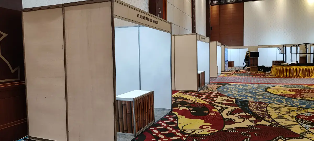 BOOTH PERHIMPUNAN RADIOGRAFER HOTEL SAHID - Project Gallery Image