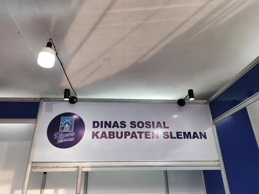 BOOTH DINSOS SLEMAN (LAPANGAN DENGGUNG) - Project Gallery Image