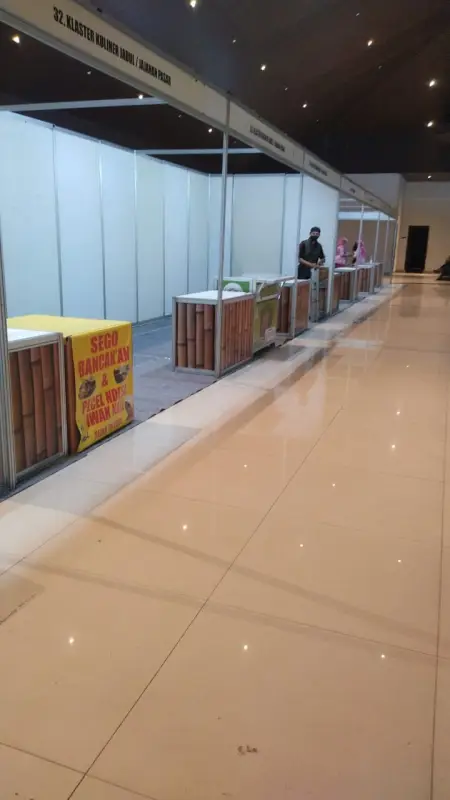 STAND STANDARS R8 KARANGANYAR - Project Gallery Image