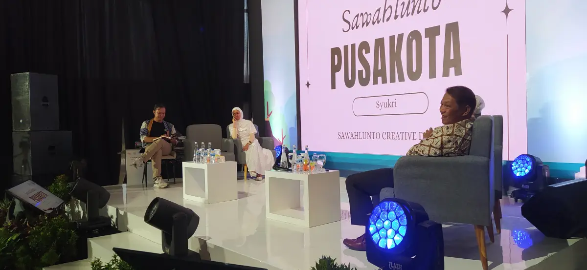 TALK SHOW UGM (SEWA SOFA GIK) - Project Gallery Image