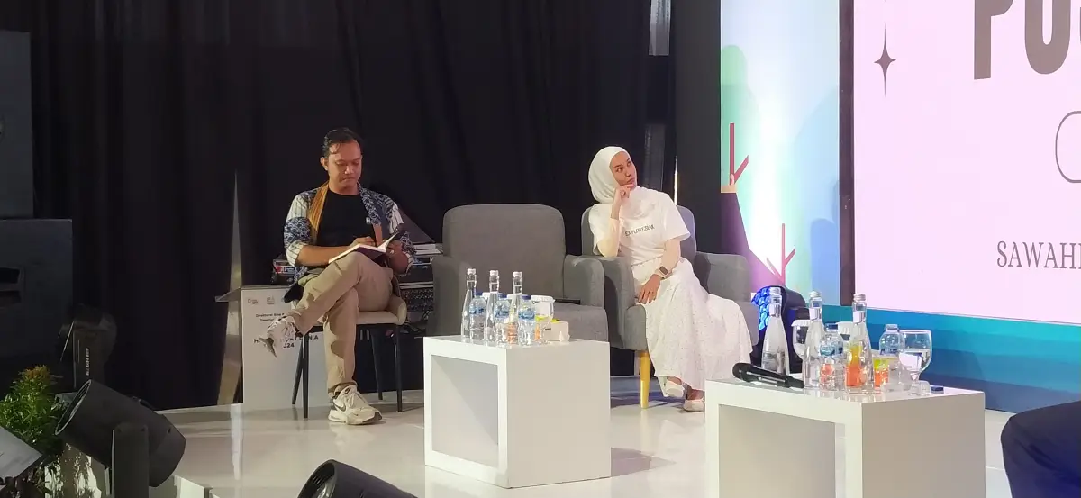 TALK SHOW UGM (SEWA SOFA GIK) - Project Gallery Image