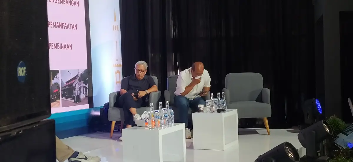 TALK SHOW UGM (SEWA SOFA GIK) - Project Gallery Image