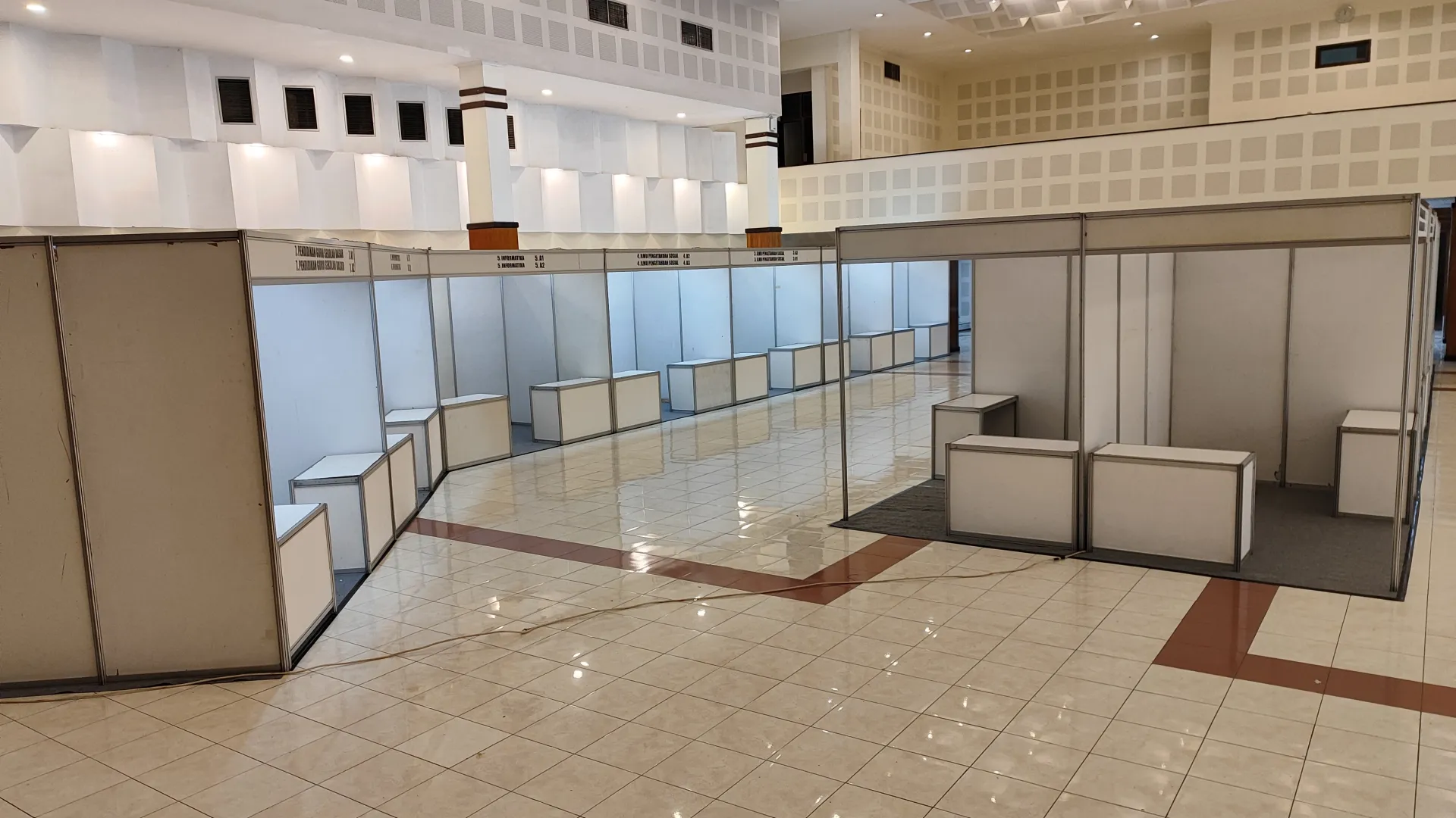 EVENT UNY GELAR KARYA - Project Gallery Image